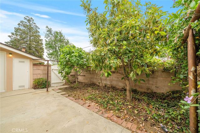 1329 N 2nd, Upland, CA 91786