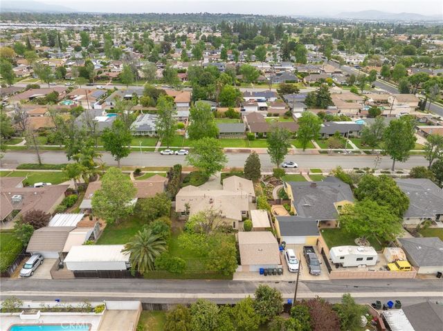 1329 N 2nd, Upland, CA 91786