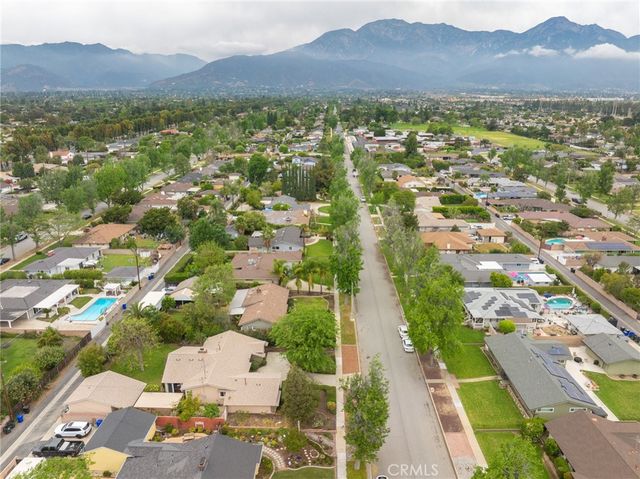 1329 N 2nd, Upland, CA 91786