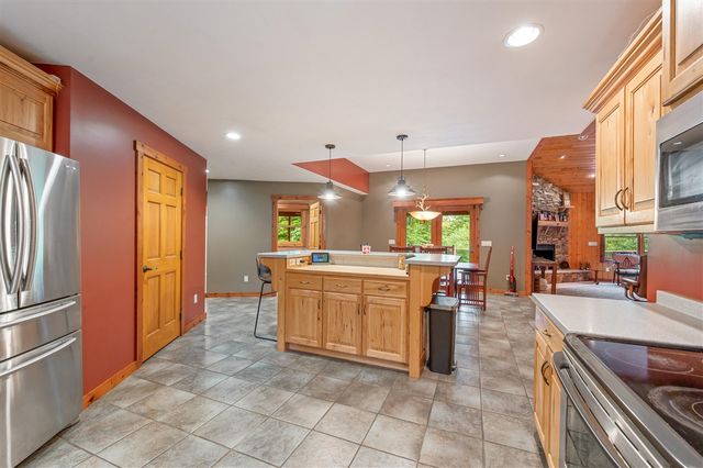 10810 Ingersoll Drive, Howard City, MI 49329