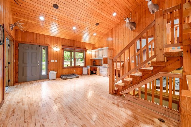 10810 Ingersoll Drive, Howard City, MI 49329