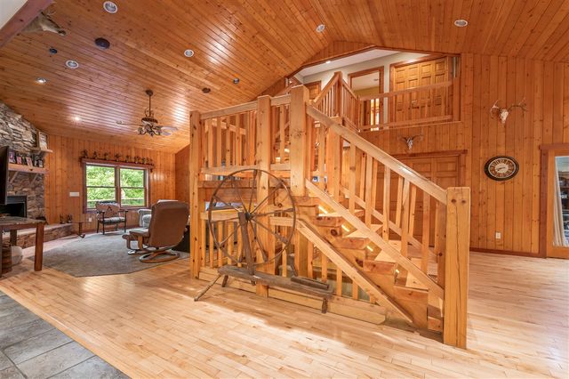 10810 Ingersoll Drive, Howard City, MI 49329