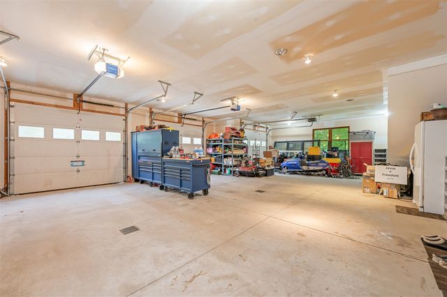 10810 Ingersoll Drive, Howard City, MI 49329