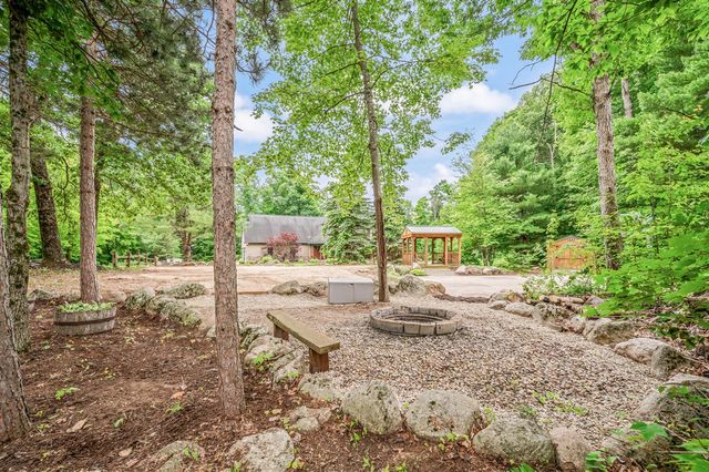 10810 Ingersoll Drive, Howard City, MI 49329