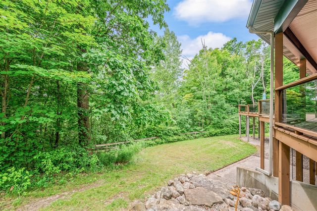 10810 Ingersoll Drive, Howard City, MI 49329