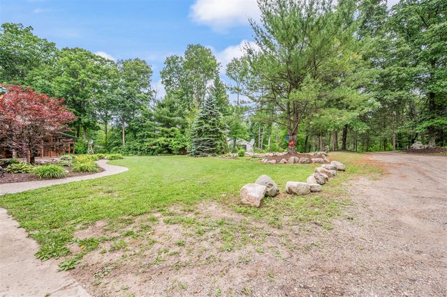 10810 Ingersoll Drive, Howard City, MI 49329