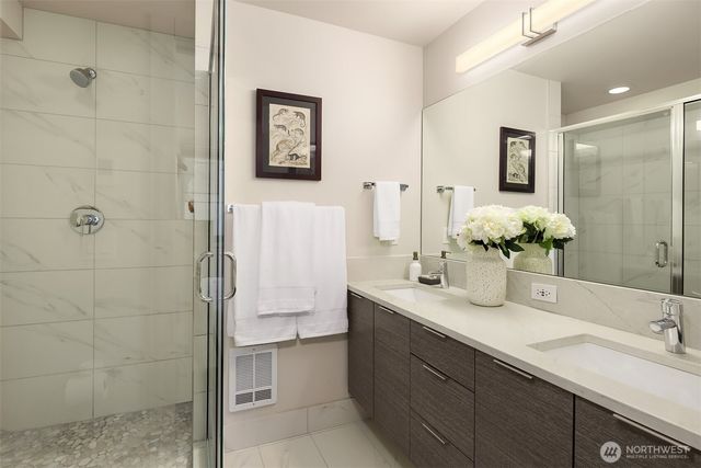 1122 5th Avenue N, Seattle, WA 98109