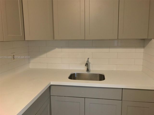 4550 SW 67th Ave 7, Miami, FL 33155