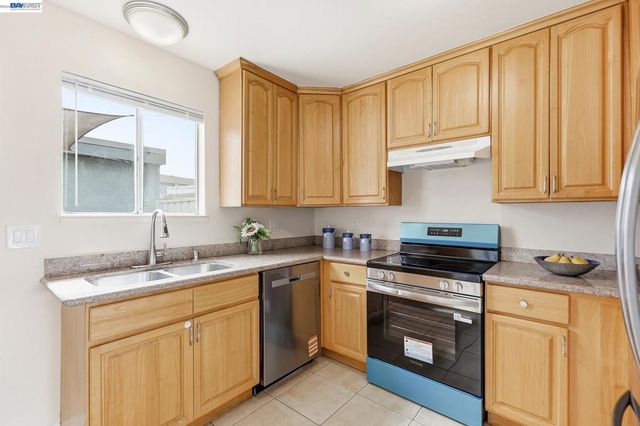 4610 Granada Way, Union City, CA 94587