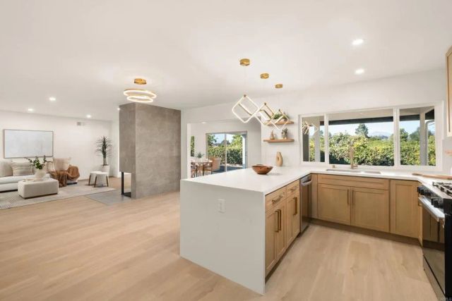 12226 Casero Court, San Diego, CA 92128