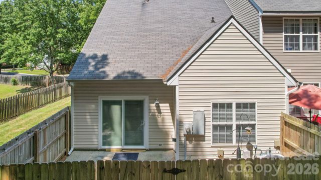 9720 Mattforest Circle, Charlotte, NC 28277