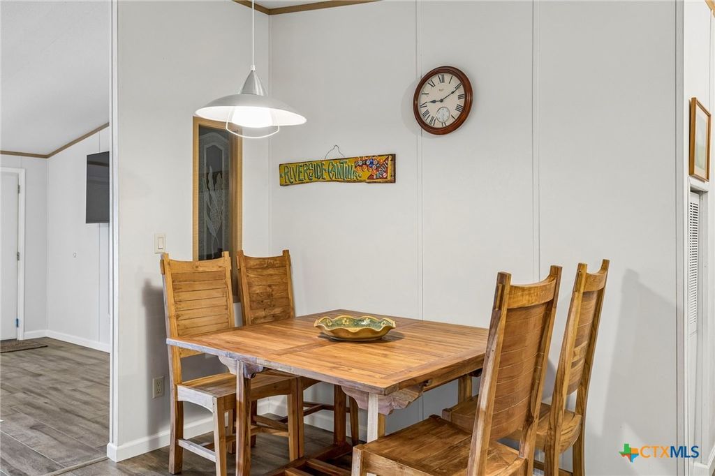 Image 30 of property listing at 344 Shangrila Lane, New Braunfels, TX 78130