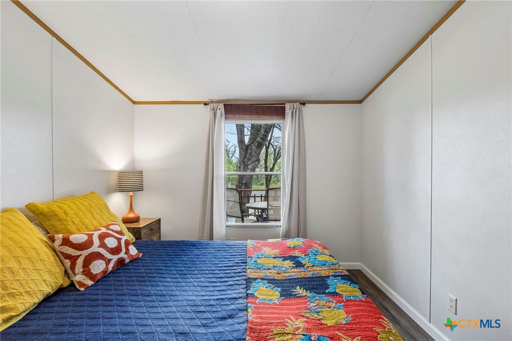 Image 37 of property listing at 344 Shangrila Lane, New Braunfels, TX 78130