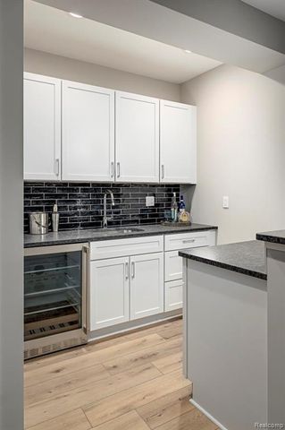 3102 Rose Lane, West Bloomfield, MI 48324