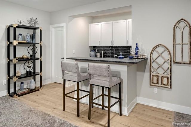 3102 Rose Lane, West Bloomfield, MI 48324