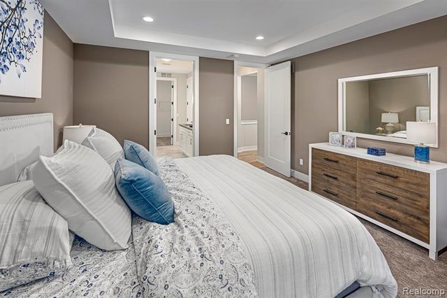 3102 Rose Lane, West Bloomfield, MI 48324