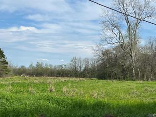 5252 Elm Grove Rd, Port Allen, LA 70767