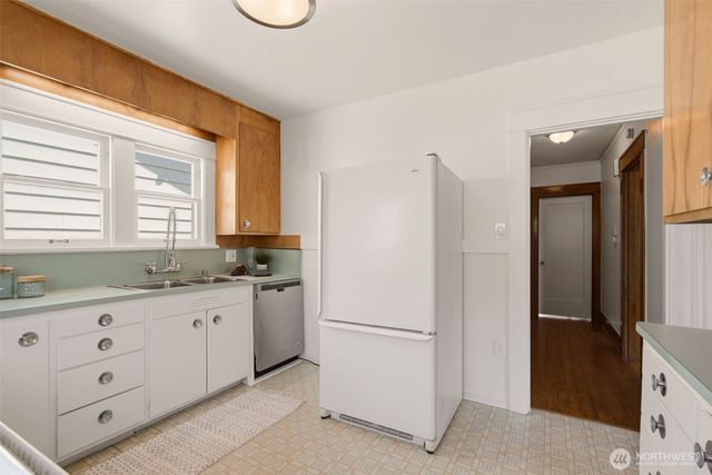 1754 S Horton Street, Seattle, WA 98144