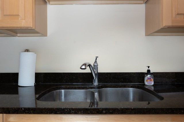 117 W Frederick St Apt 2, Staunton, VA 24401