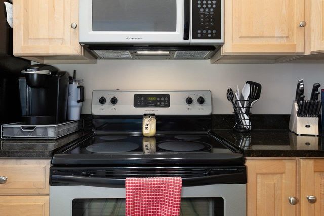 117 W Frederick St Apt 2, Staunton, VA 24401