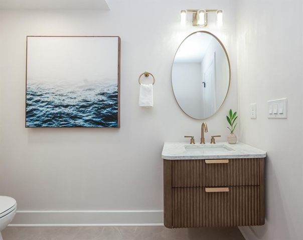 2566 Creekwood Terrace, Decatur, GA 30030