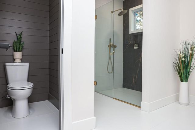 2566 Creekwood Terrace, Decatur, GA 30030