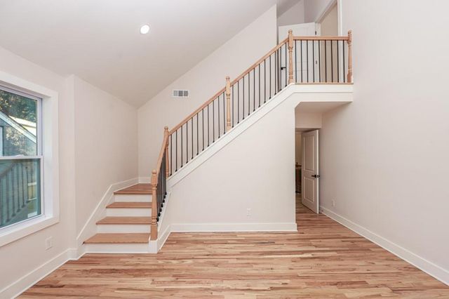 2566 Creekwood Terrace, Decatur, GA 30030