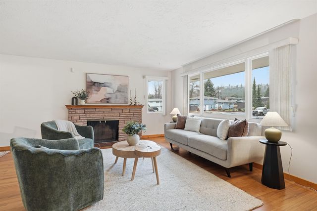 3437 W Taft Dr, Spokane, WA 99208