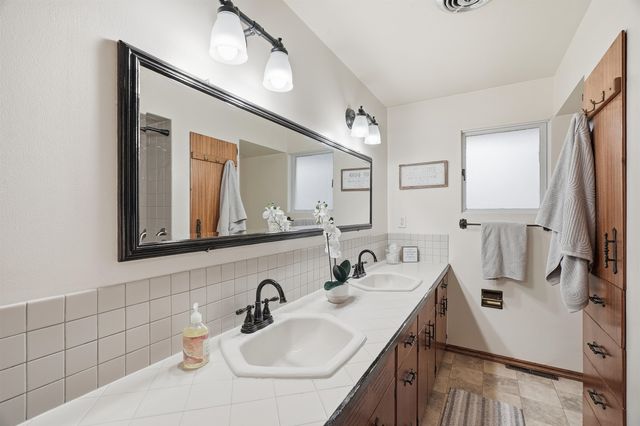 3437 W Taft Dr, Spokane, WA 99208