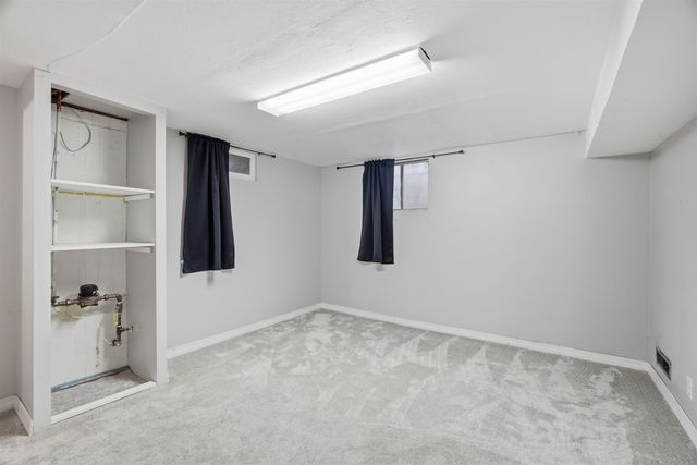 3437 W Taft Dr, Spokane, WA 99208