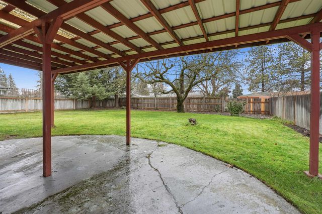 3437 W Taft Dr, Spokane, WA 99208