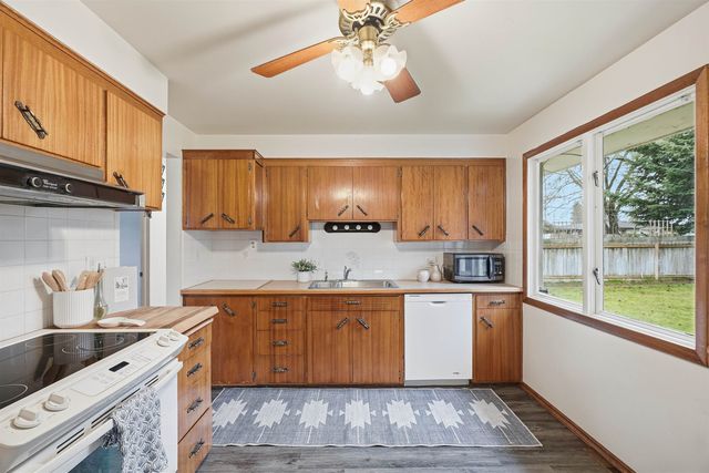 3437 W Taft Dr, Spokane, WA 99208