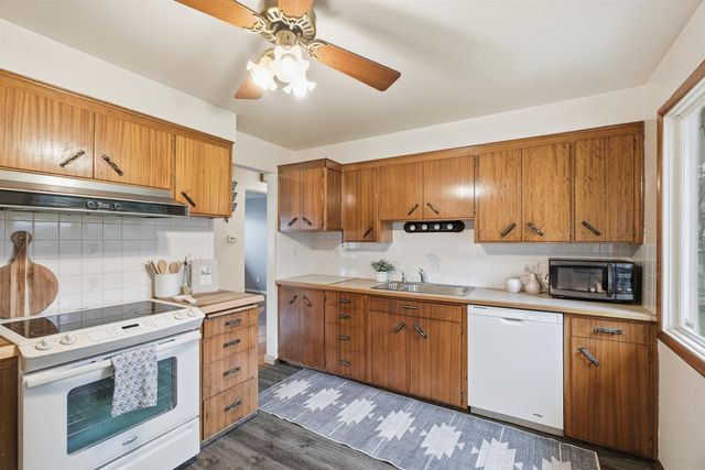 3437 W Taft Dr, Spokane, WA 99208