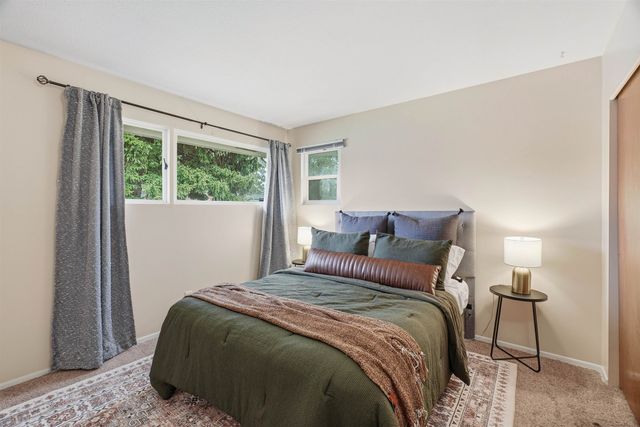 3437 W Taft Dr, Spokane, WA 99208