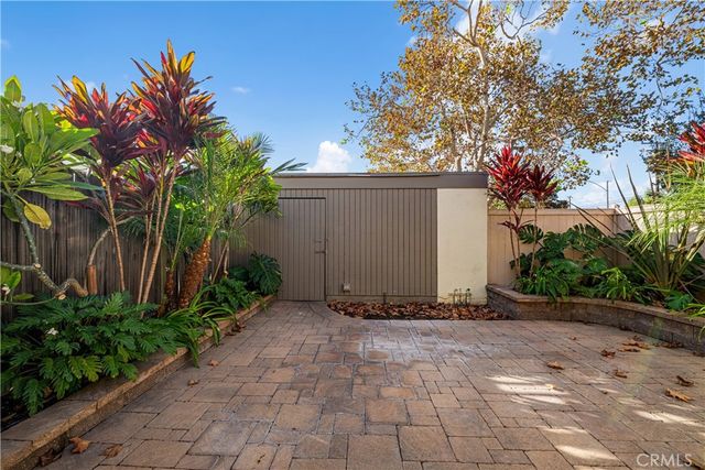 9658 Bloomfield Avenue, Cypress, CA 90630
