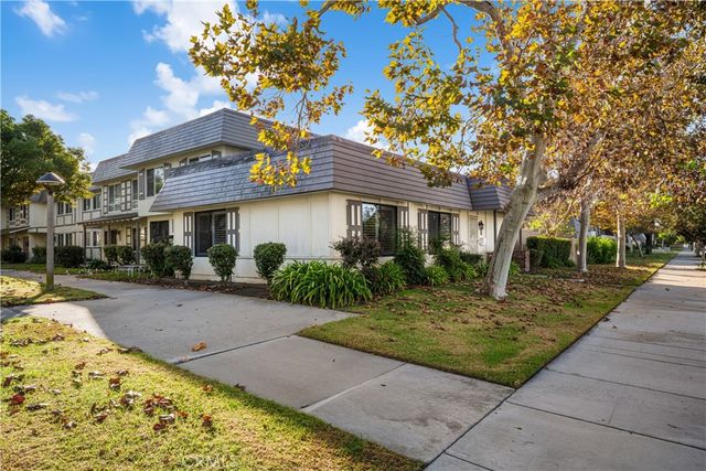 9658 Bloomfield Avenue, Cypress, CA 90630