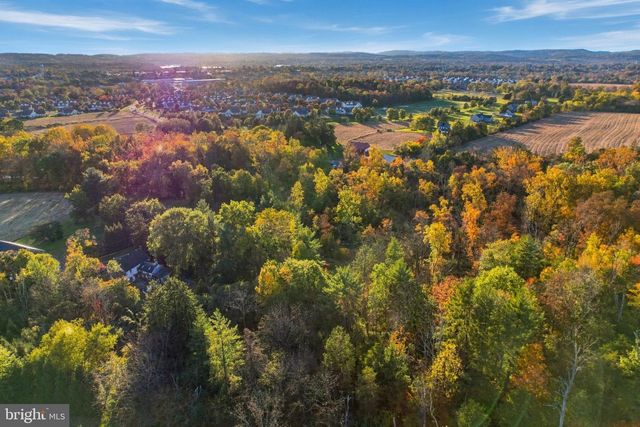 2593 GERYVILLE PIKE, Pennsburg, PA 18073