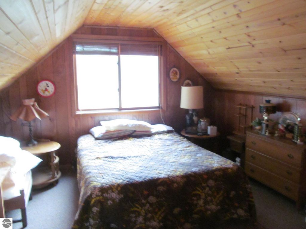 Image 10 of property listing at 1191 W 10 1/2 Mile Road, Irons, MI 49644