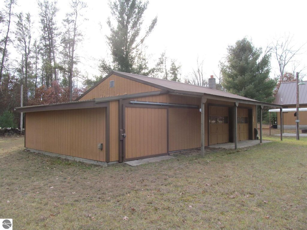 Image 20 of property listing at 1191 W 10 1/2 Mile Road, Irons, MI 49644