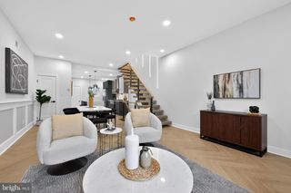 2016 S 10TH ST, Philadelphia, PA 19148