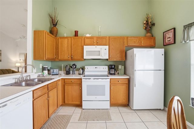 545 WHITTIER STREET, Davenport, FL 33896