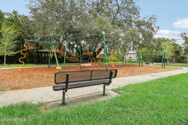 1900 DANESE Court, Jacksonville, FL 32207