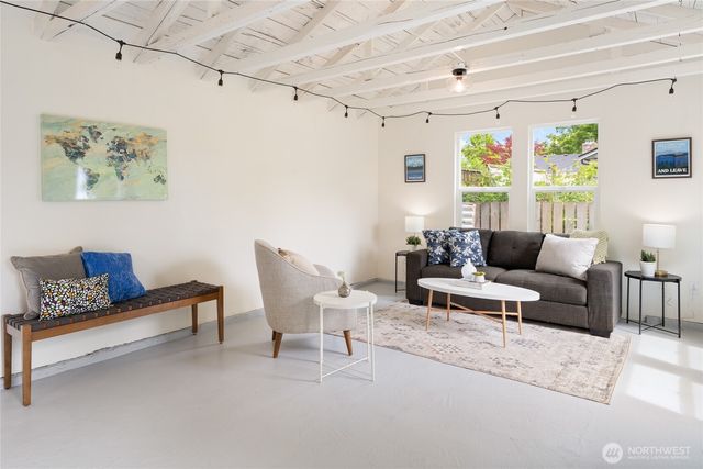 4718 49th Avenue SW, Seattle, WA 98116