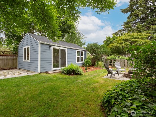 4718 49th Avenue SW, Seattle, WA 98116