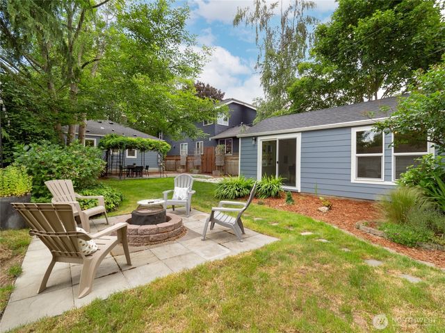 4718 49th Avenue SW, Seattle, WA 98116