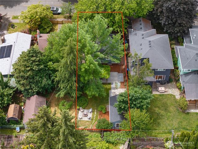 4718 49th Avenue SW, Seattle, WA 98116