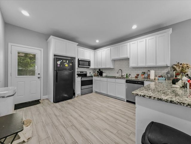 1512 Irma Street, Fort Worth, TX 76104