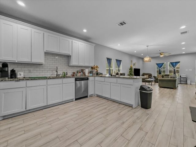 1512 Irma Street, Fort Worth, TX 76104