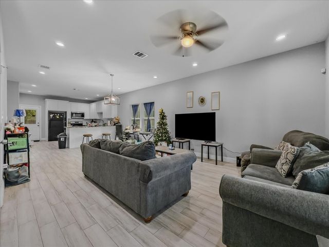 1512 Irma Street, Fort Worth, TX 76104