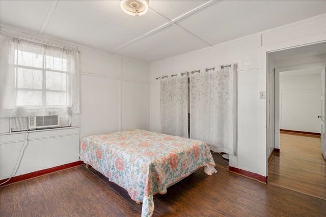 275 Kenolio Rd, Kihei, HI 96753